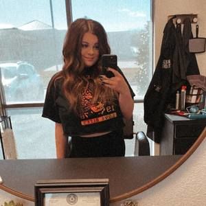 Meet your Posher, Haley